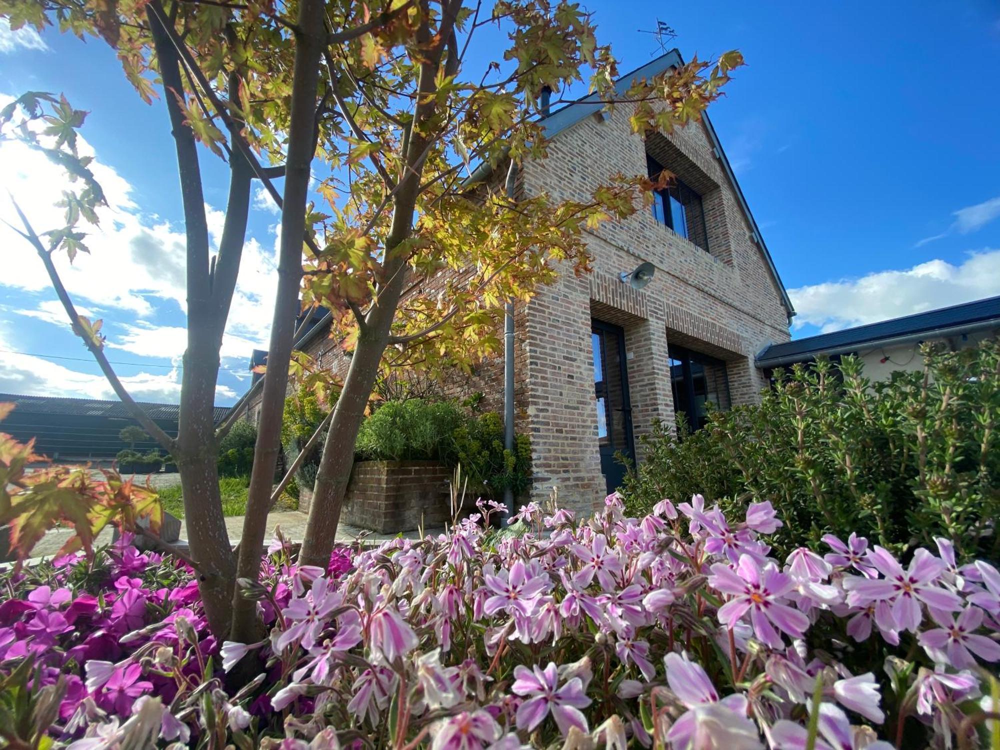 La Longere Galope Villa Sainte-Gauburge-Sainte-Colombe Exterior photo